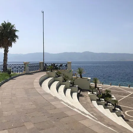 Gaeta Apartment *